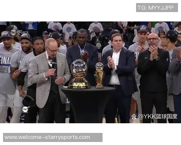 隆多称赞字母哥为历史最佳大前锋之一赞其人品超越众多巨星 隆多称赞字母哥为历史最佳大前锋之一赞其人品超越众多巨星